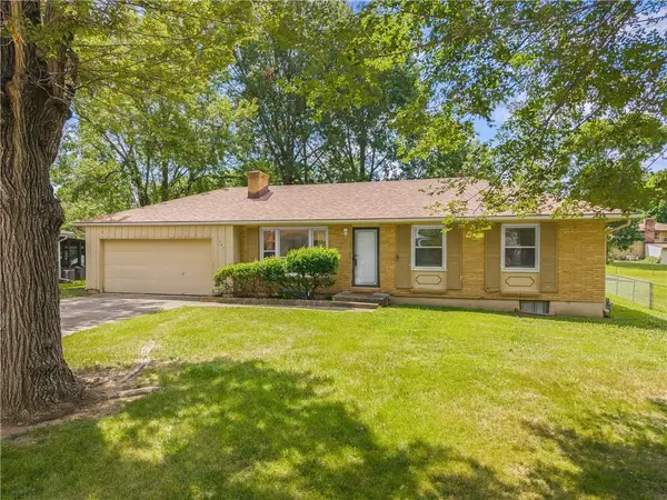 1707 NE 75th Street, Gladstone, MO 64118