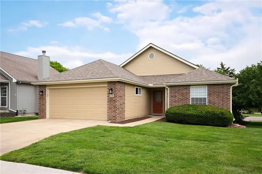 1021 SW 8th Street, Lees Summit, MO 64081 - #3