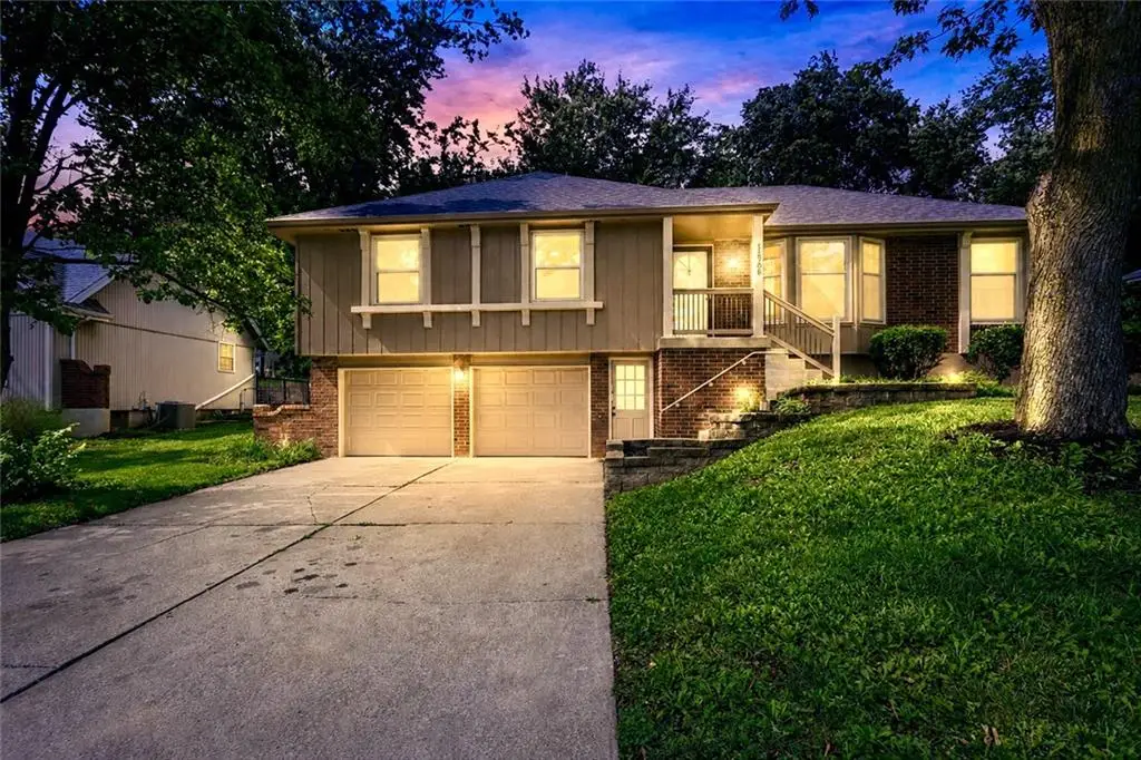 11706 E 62nd Terrace, Kansas City, MO 64133 - #1