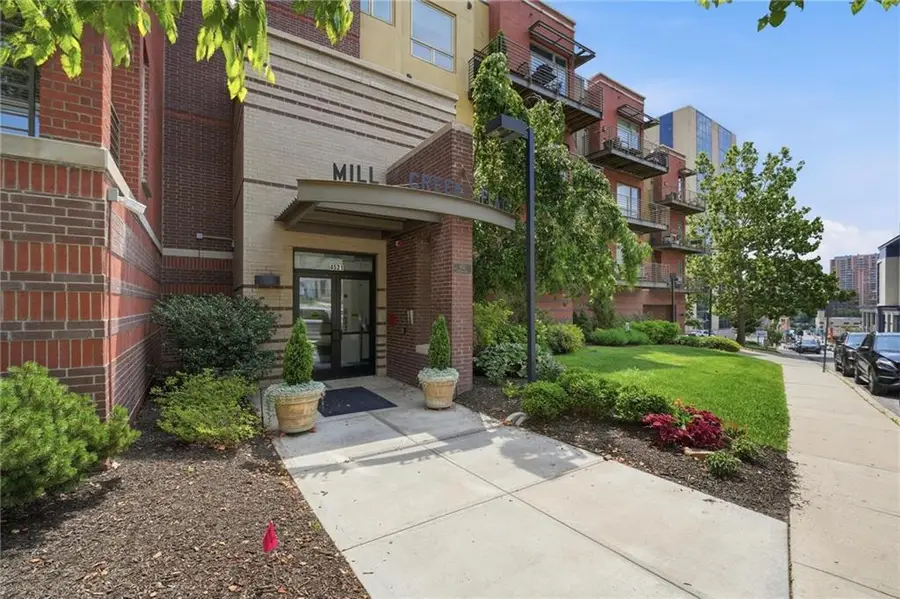 4521 Wornall Road #208, Kansas City, MO 64111 - #2