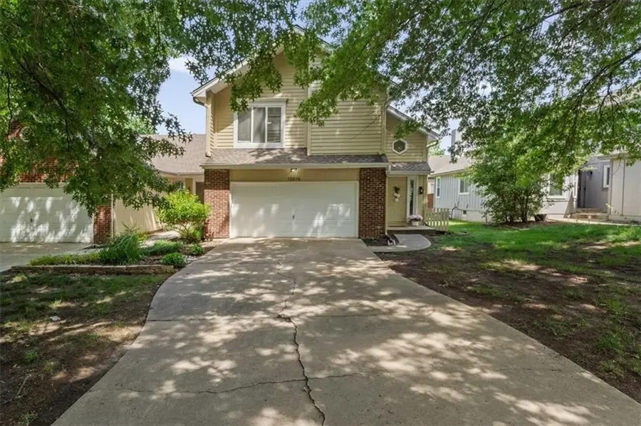 12015 Mackey Street, Overland Park, KS 66213 - #2