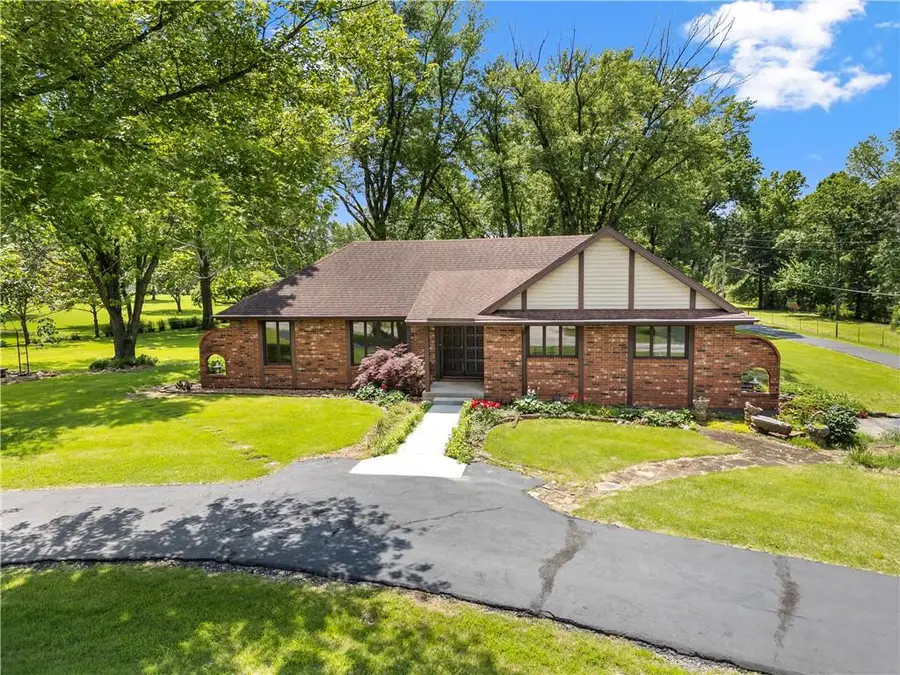 15096 E Quail Road, Nevada, MO 64772 - #3