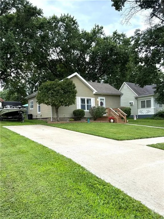 815 Meade Street, Brookfield, MO 64628 - #1