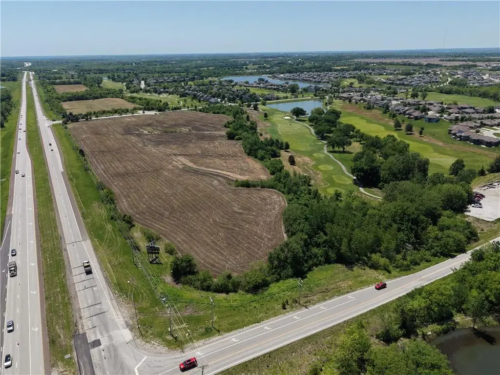 13901 Hollingsworth Road, Basehor, KS 66007 - #1