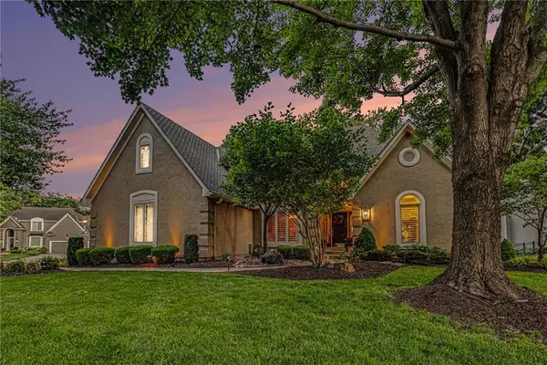 14021 Hayes Street, Overland Park, KS 66221