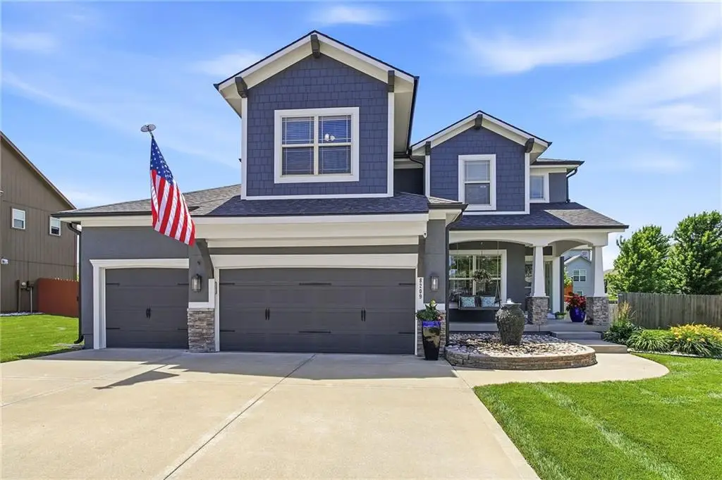 8209 NE 103rd Street, Kansas City, MO 64157 - #1