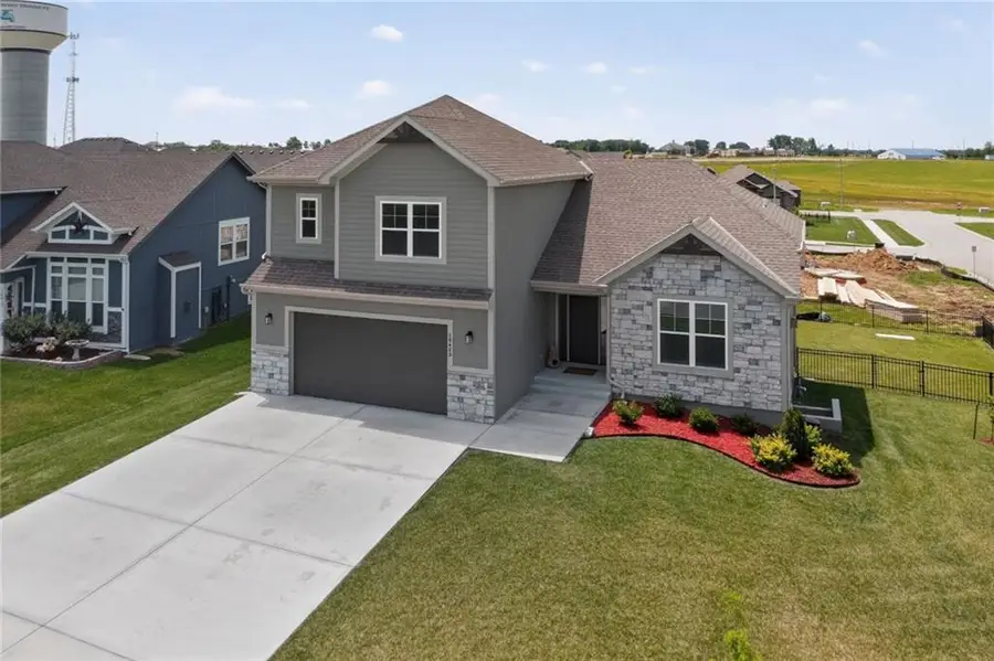 15623 Lakeside Drive, Basehor, KS 66007 - #3