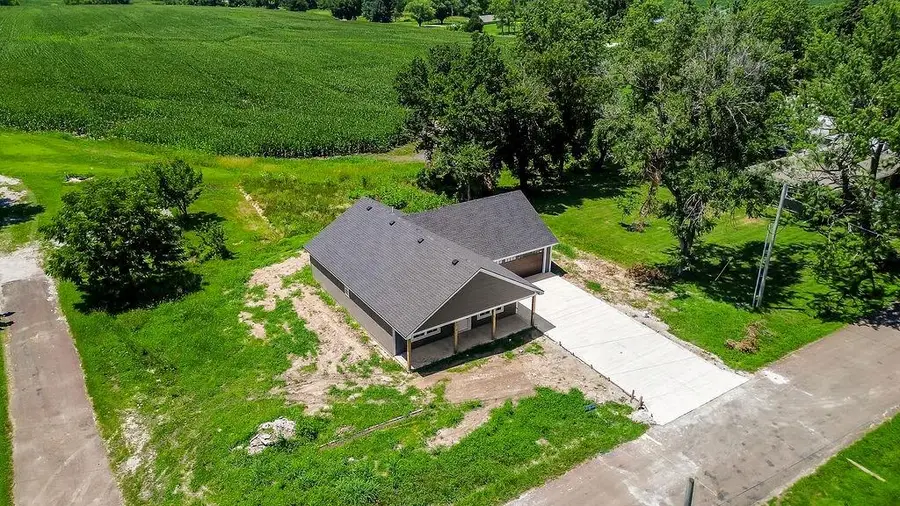 301 N Pennsylvania Street, East Lynne, MO 64743 - #3