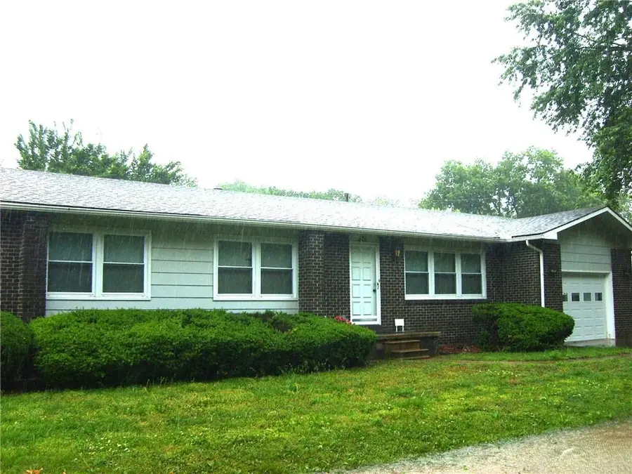 301 S 3rd Street, Arma, KS 66712 - #2