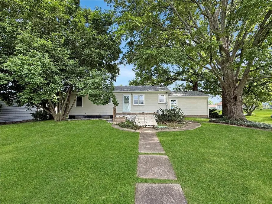 504 W 22nd Street, Higginsville, MO 64037 - #2