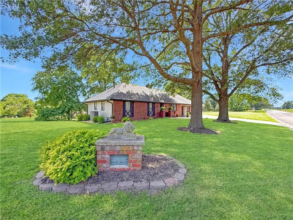 601 W 34th Street, Higginsville, MO 64037 - #1