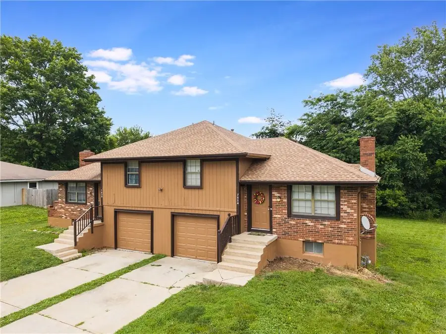 705 NE Banner Drive, Lees Summit, MO 64086 - #3