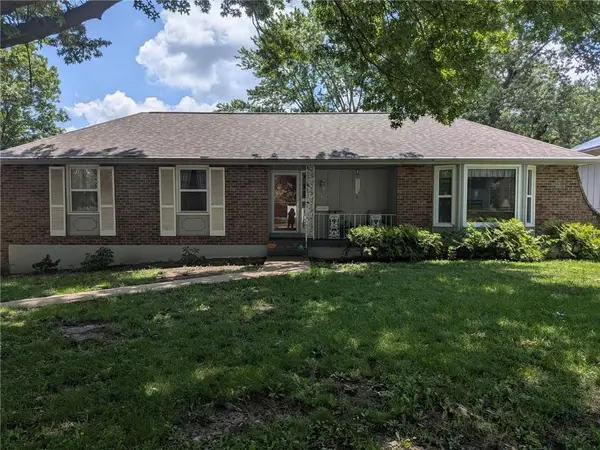12009 E 61st Terrace, Kansas City, MO 64133