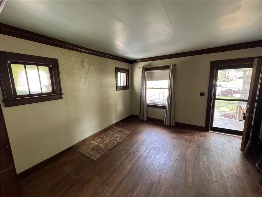 326 N 21st Street, Kansas City, KS 66102 - #2