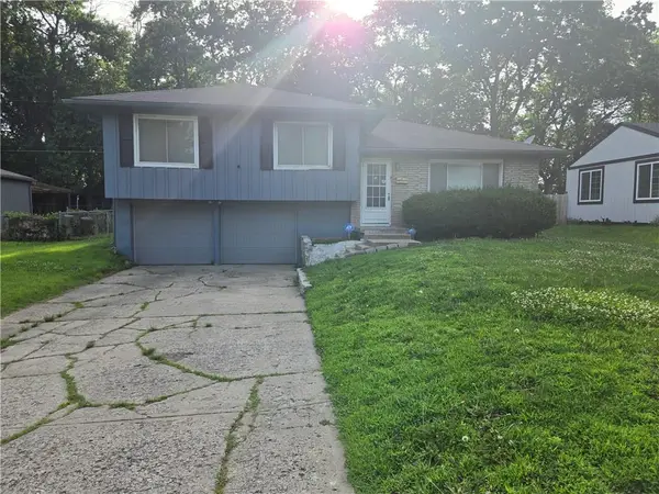 9808 Bennington Avenue, Kansas City, MO 64134