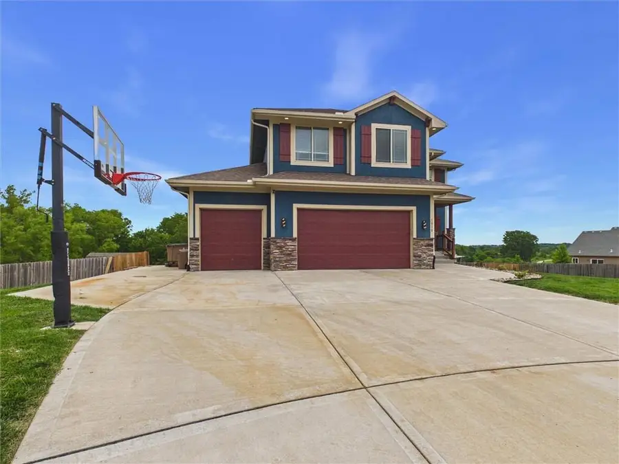 1010 Clayton Drive, Raymore, MO 64083 - #2