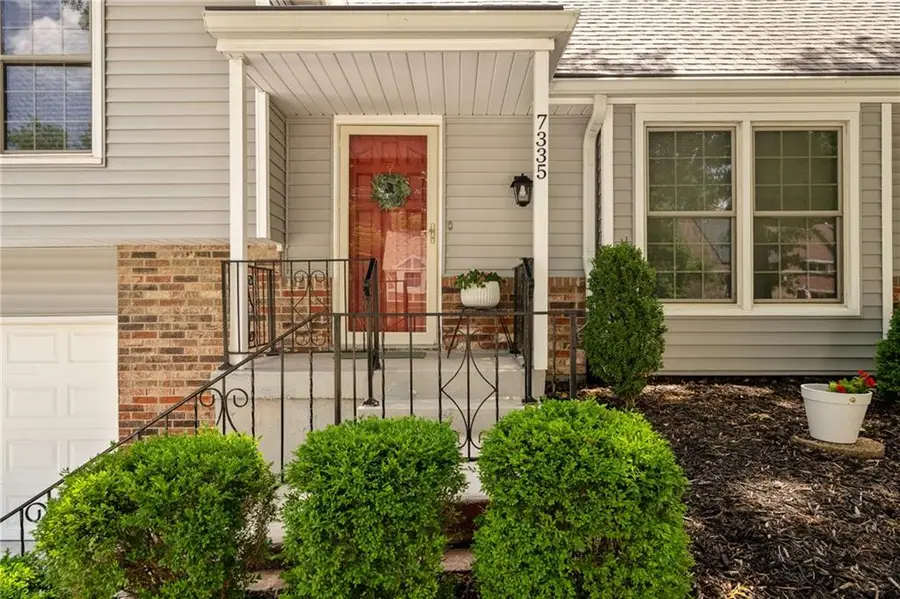 7335 Monrovia Street, Shawnee, KS 66216 - #2