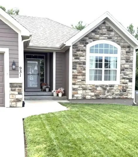 931 N Oak Terrace, Tonganoxie, KS 66086 - #3