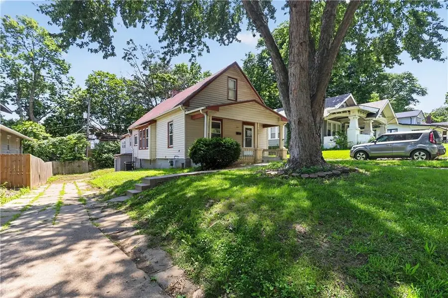 1829 Oakland Avenue, Kansas City, KS 66102 - #2