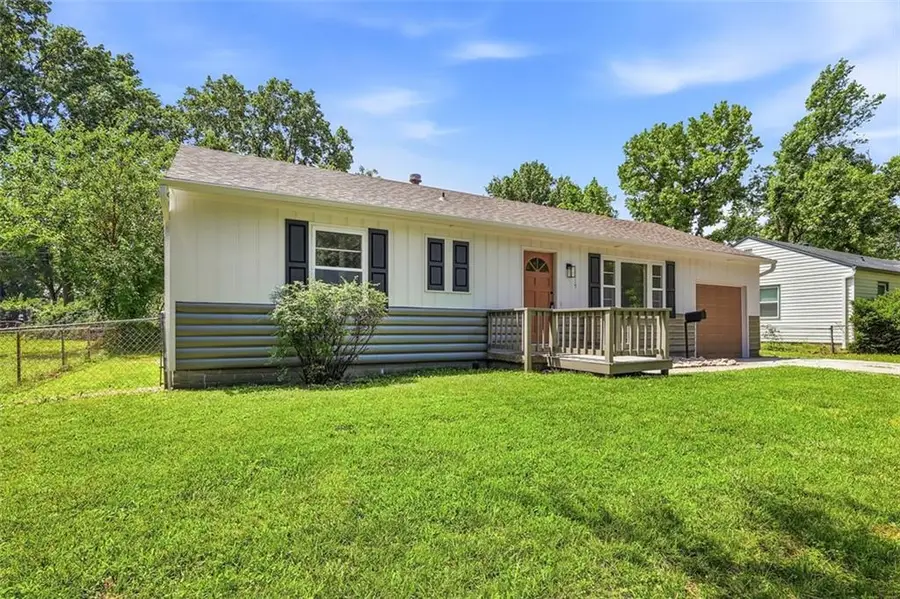 11115 W 68th Street, Shawnee, KS 66203 - #2