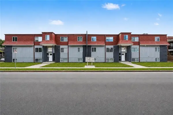 3240 Harrison Street, Kansas City, MO 64109