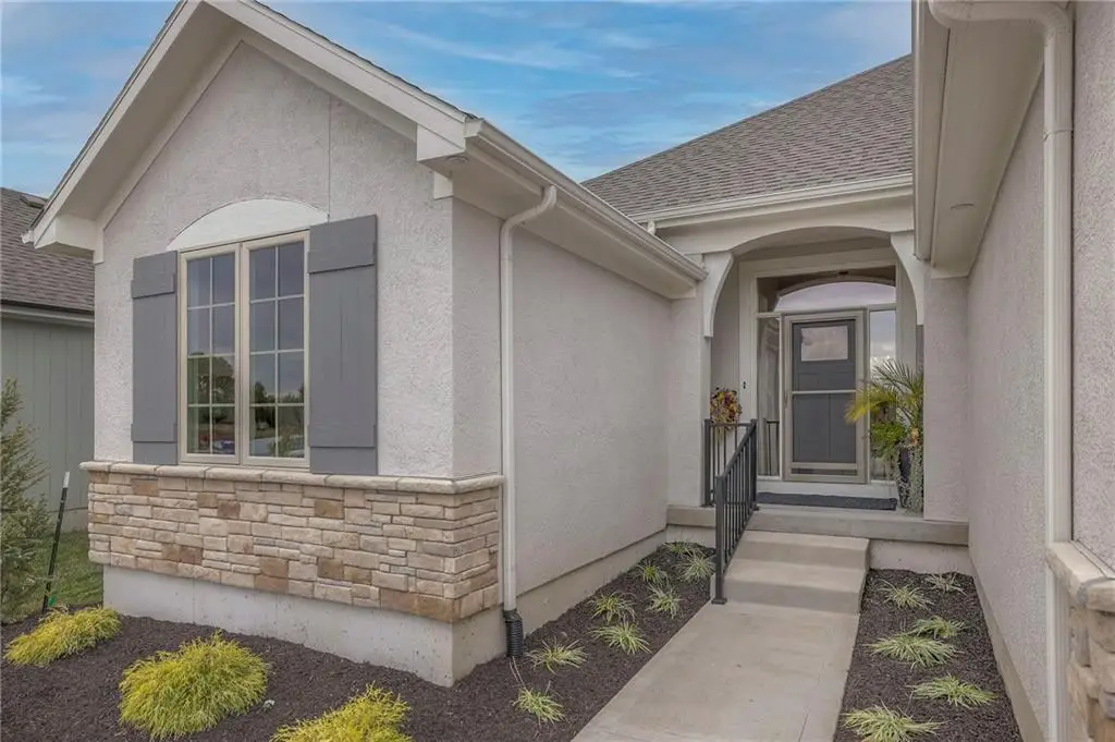 13828 Westgate Street, Overland Park, KS 66221 - #1