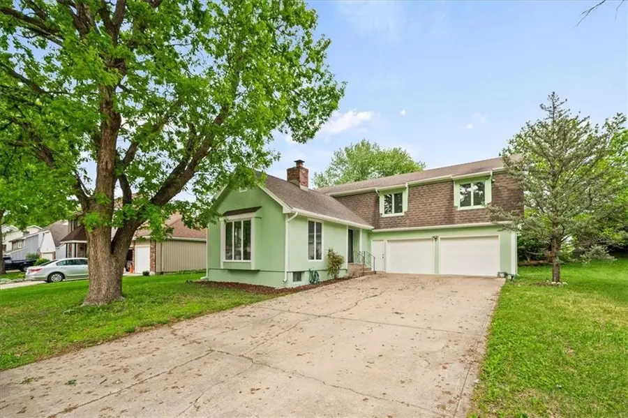 14609 Laquinta Drive, Grandview, MO 64030 - #2