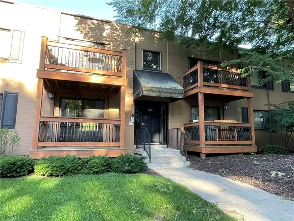 4537 Holly Street #Apt 2, Kansas City, MO 64111