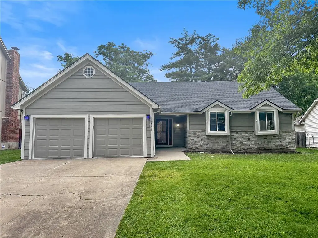 14404 S Cottonwood Drive, Olathe, KS 66062 - #1