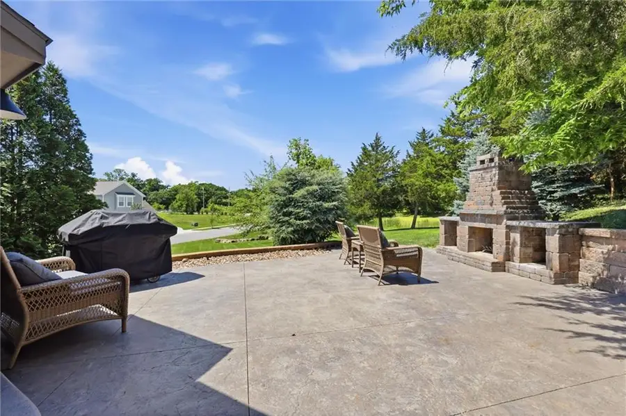 19505 W 110th Street, Olathe, KS 66061 - #2