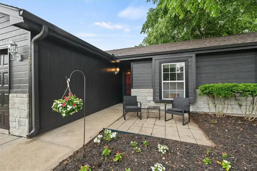 351 W Skylark Street, Gardner, KS 66030 - #2