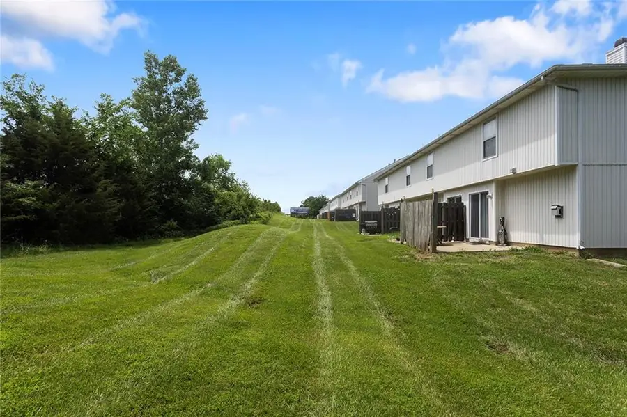 601 NE 1st Street, Oak Grove, MO 64075 - #2