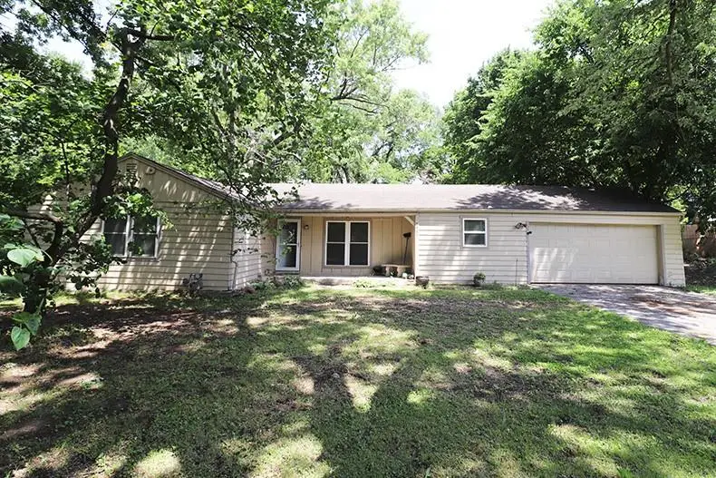 6420 Leavenworth Road, Kansas City, KS 66104 - #1
