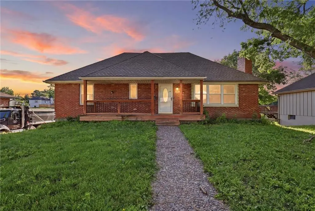 3404 S Grand Avenue, Independence, MO 64055 - #1
