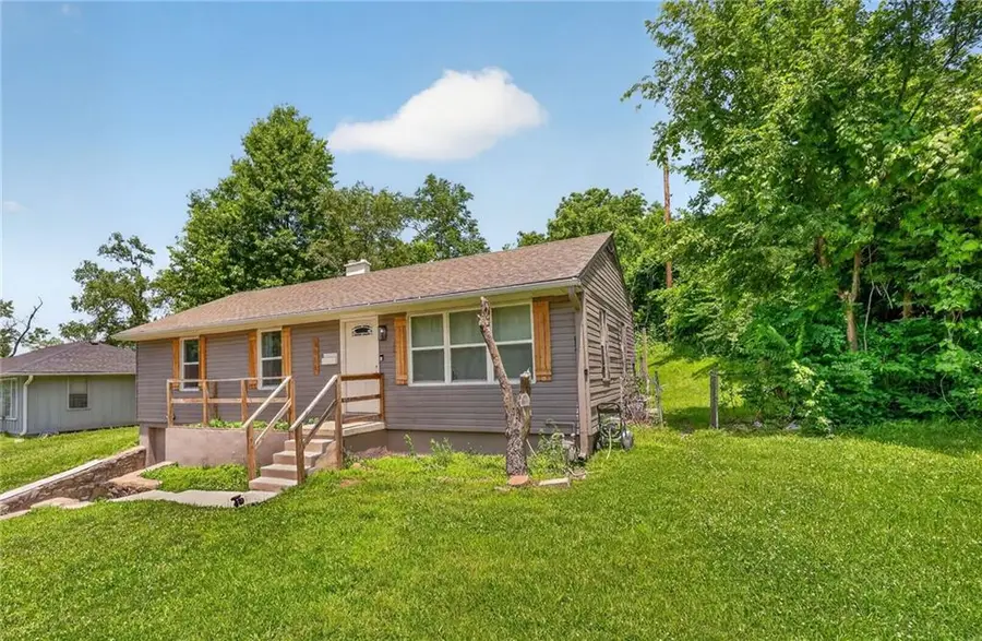 4814 Richmond Avenue, Kansas City, KS 66102 - #2