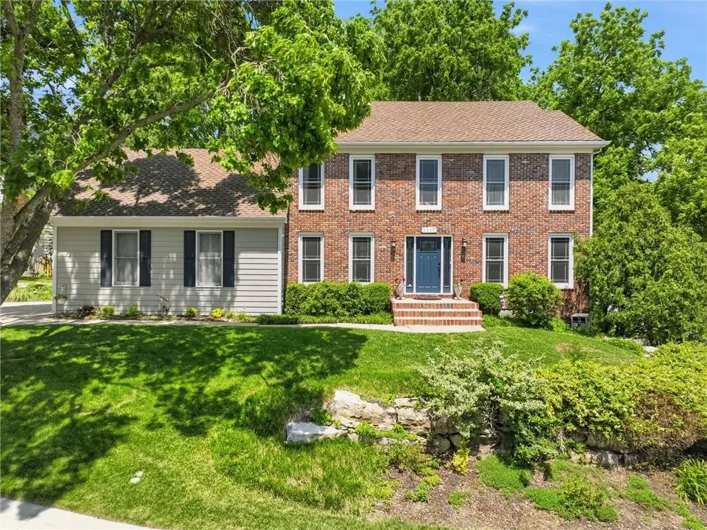 1117 Williamsburg Court, Lawrence, KS 66049 - #1