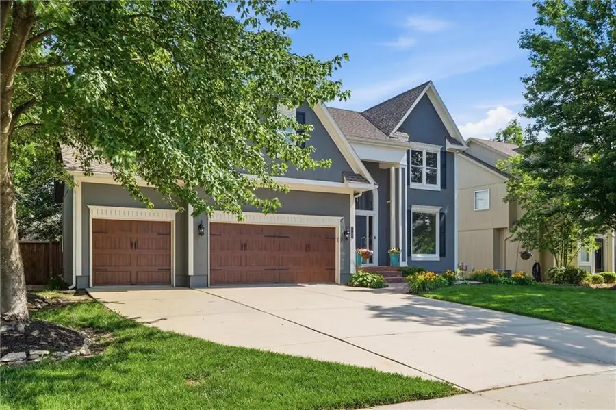 5705 W 153rd Street, Overland Park, KS 66223 - #3