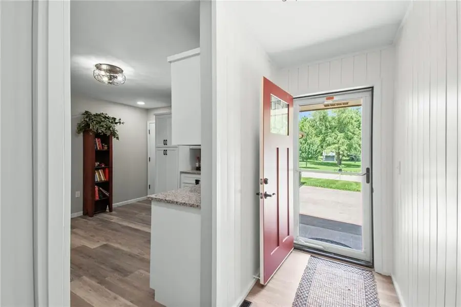 1205 W 5th Terrace, Cameron, MO 64429 - #2