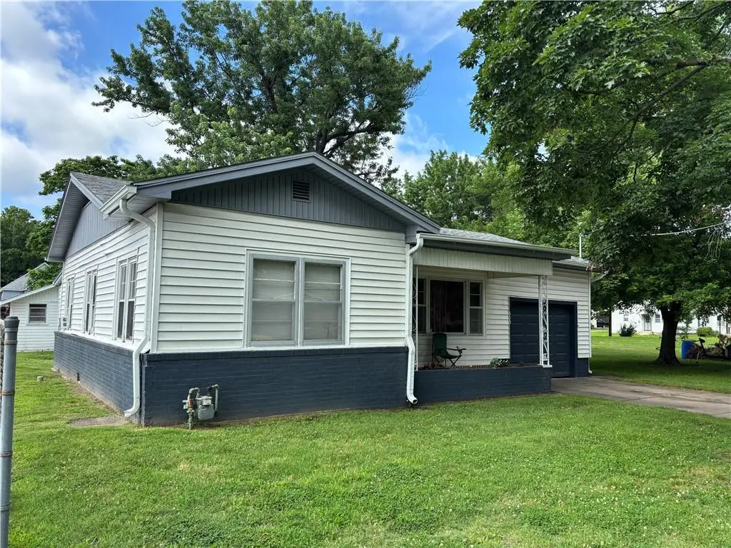 503 W 3rd Street, Pittsburg, KS 66762 - #1
