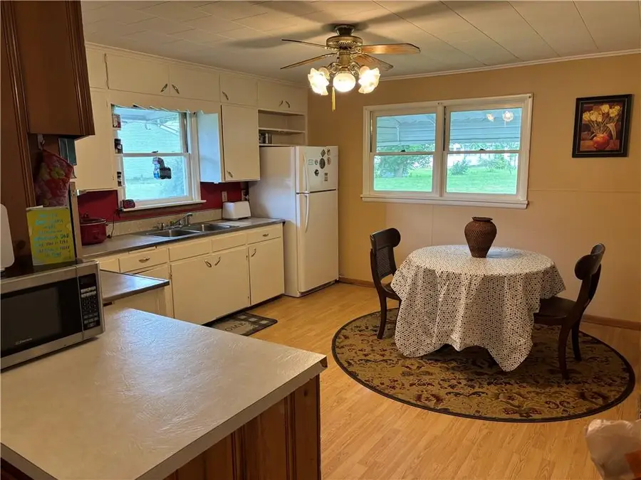 503 W 3rd Street, Pittsburg, KS 66762 - #3