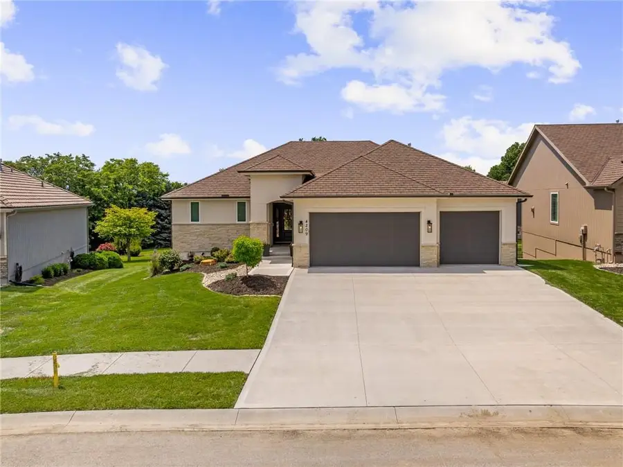 4209 NE Hideaway Drive, Lees Summit, MO 64064 - #3