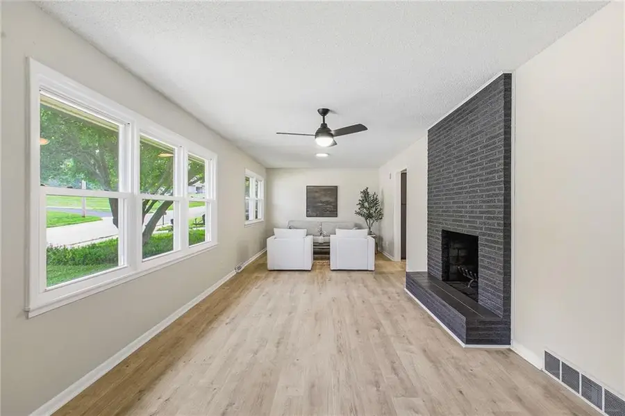 7745 Yecker Avenue, Kansas City, KS 66109 - #2