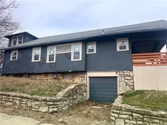 4242 College Avenue, Kansas City, MO 64130 - #2