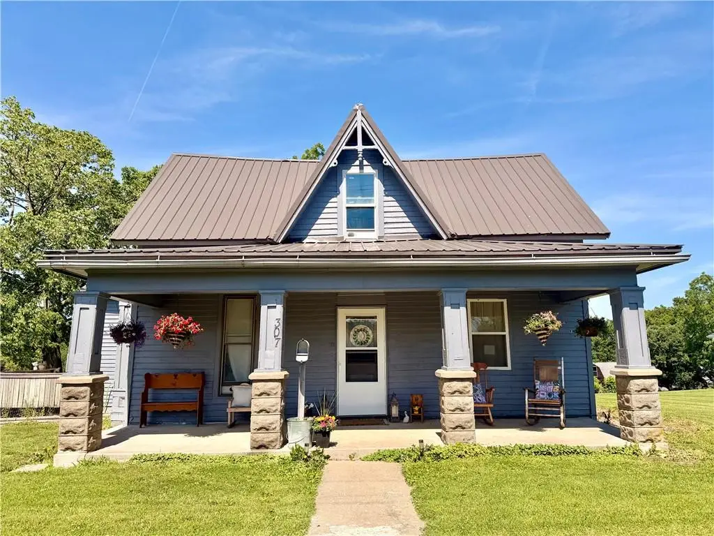 307 N College Avenue, Princeton, MO 64673 - #1
