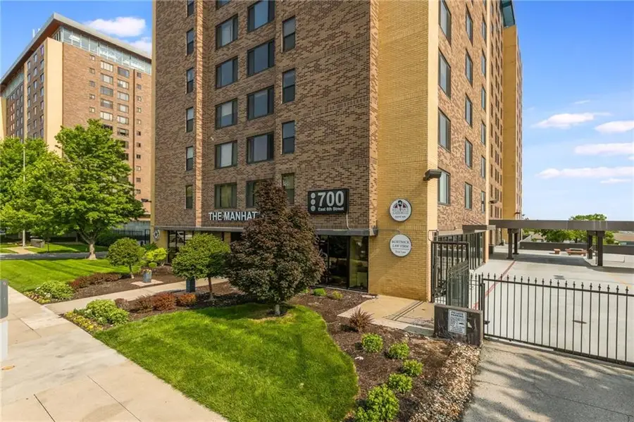 700 E 8th Street #16M, Kansas City, MO 64106 - #3