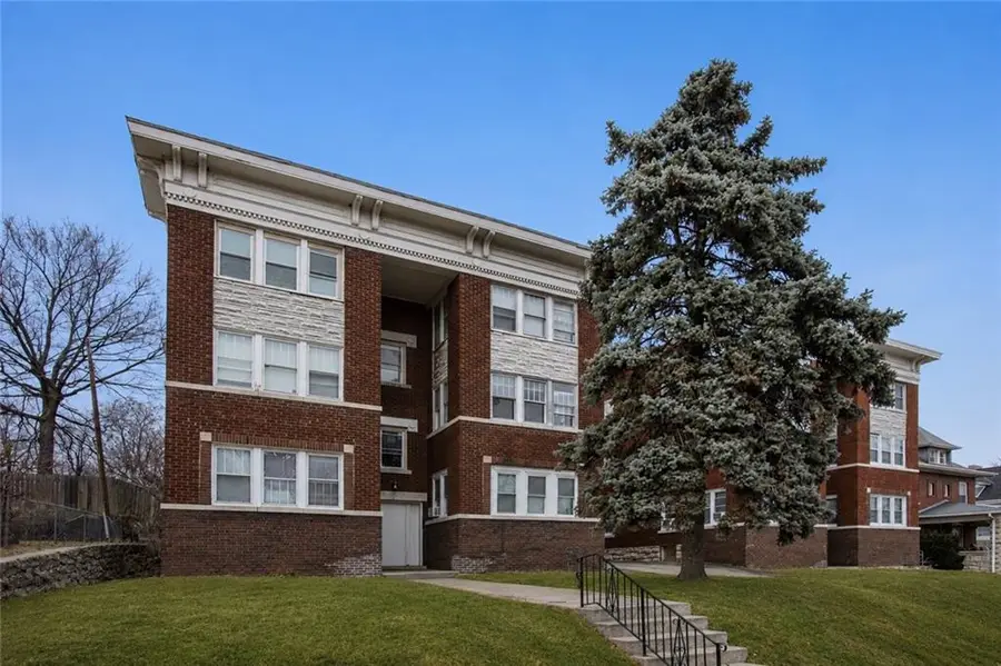 3214-3220 Saint John Avenue, Kansas City, MO 64123 - #3
