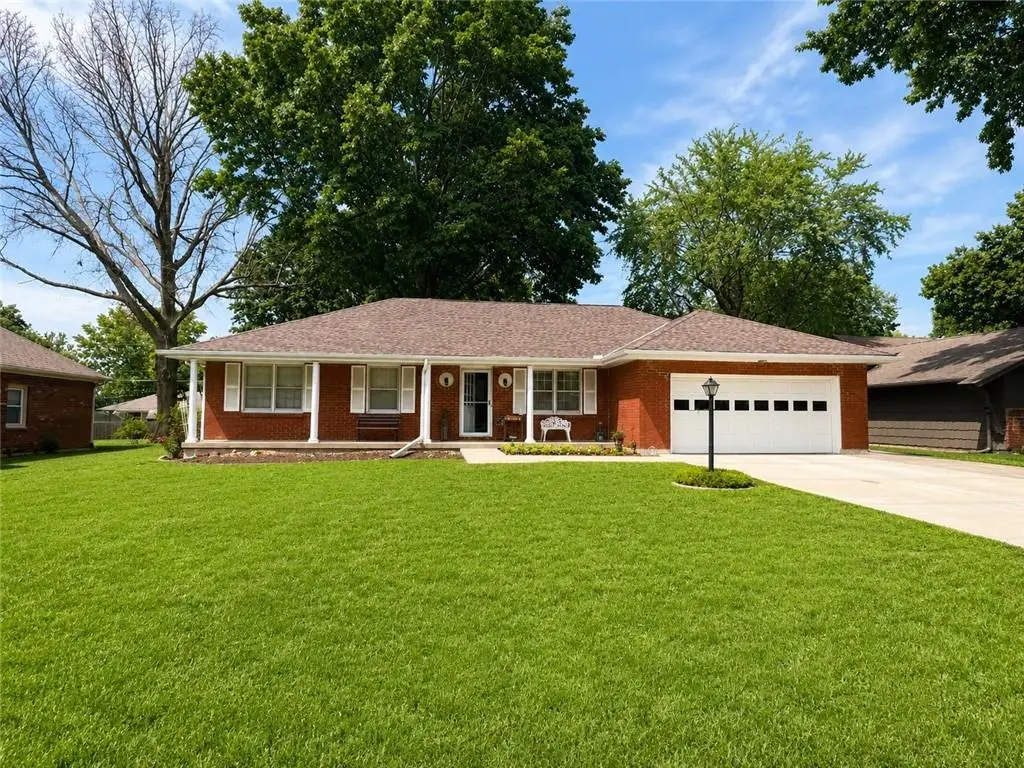 1101 SW Azure Avenue, Blue Springs, MO 64015 - #1
