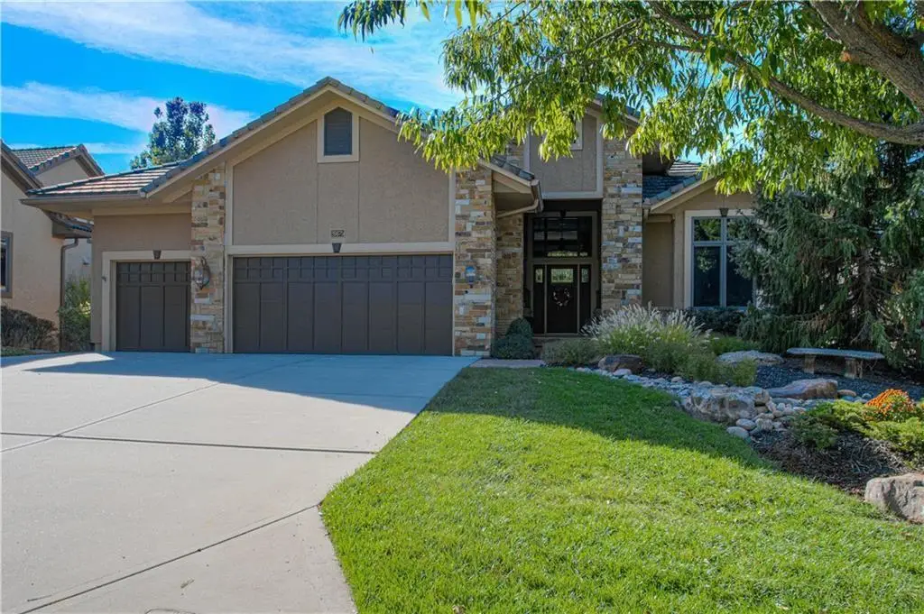 26675 W 100th Place, Olathe, KS 66061 - #1