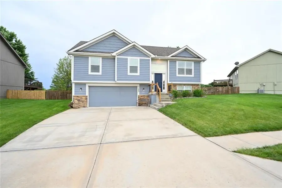1103 E 18th Street, Kearney, MO 64060 - #2