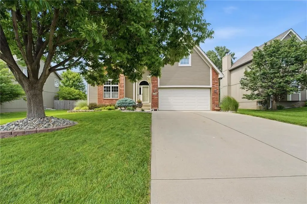908 SE 12th Street, Lees Summit, MO 64081 - #1